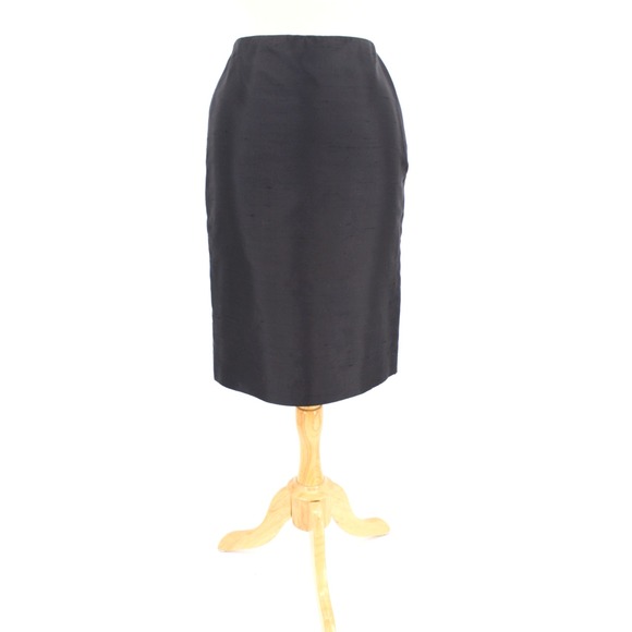 Carlisle Dresses & Skirts - CARLISLE‎ Silk Skirt size 4 Pencil Straight Black Textured lined VTG